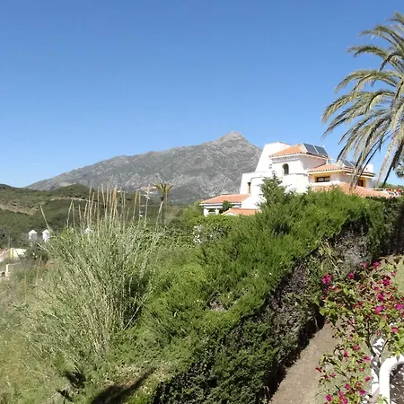 Villa Mango With Mountains And Sea Views Marbella