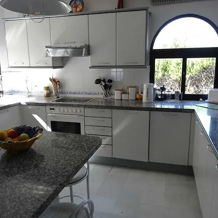 Mango With Mountains And Sea Views Villa